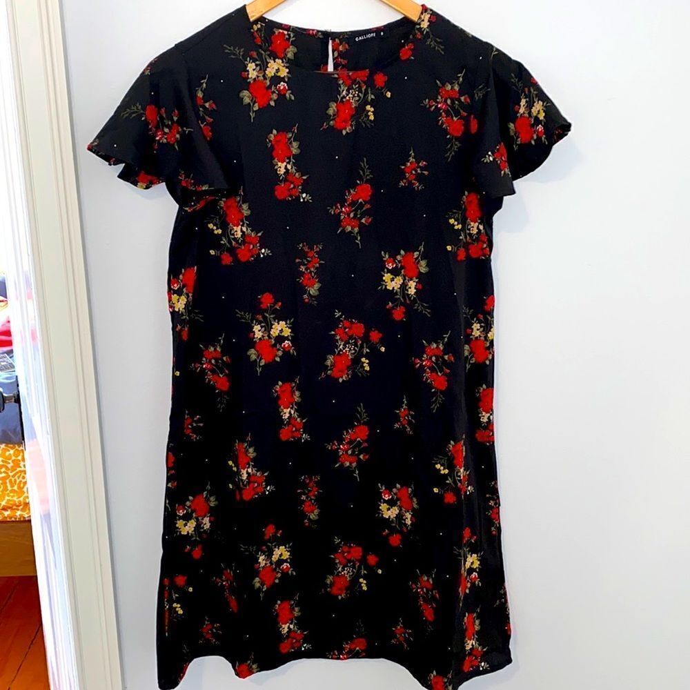 Calliope // Floral Dress